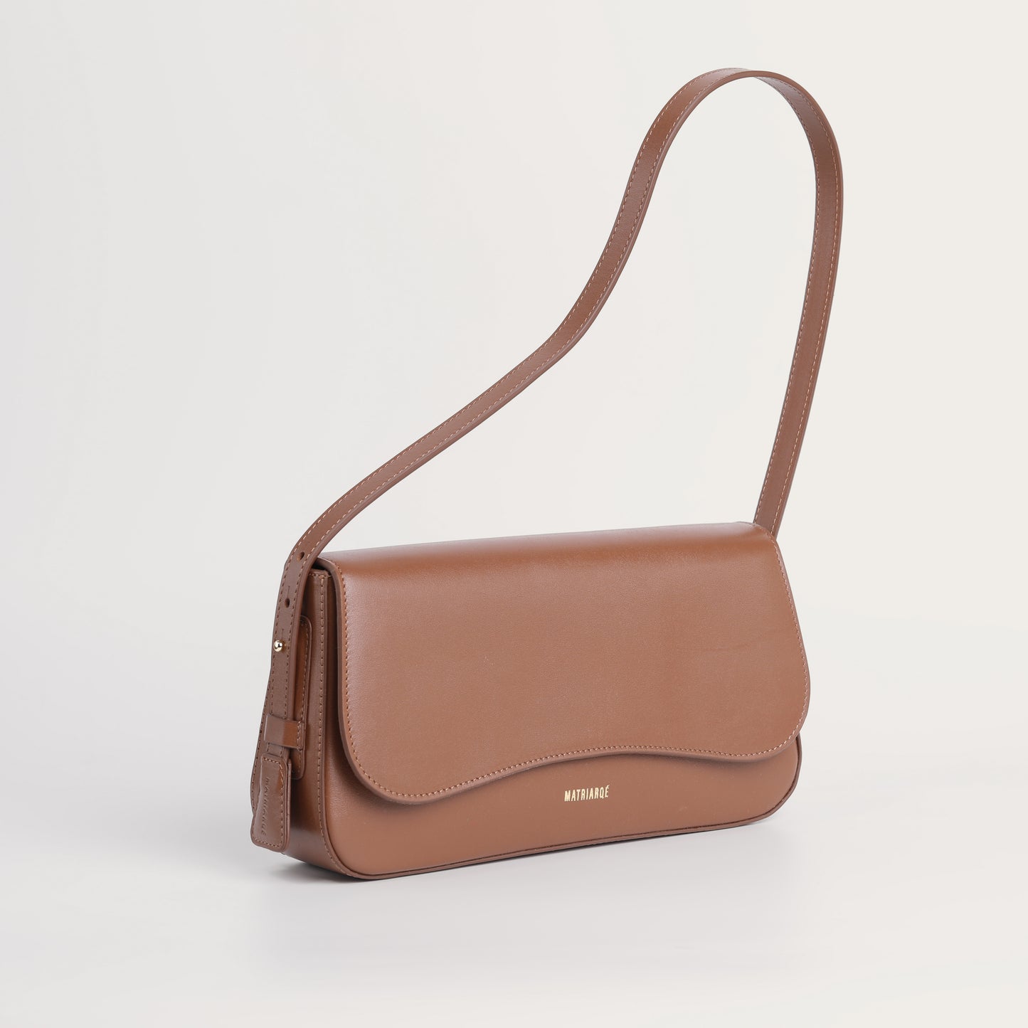 Otto Baguette Bag in Leather - Cognac