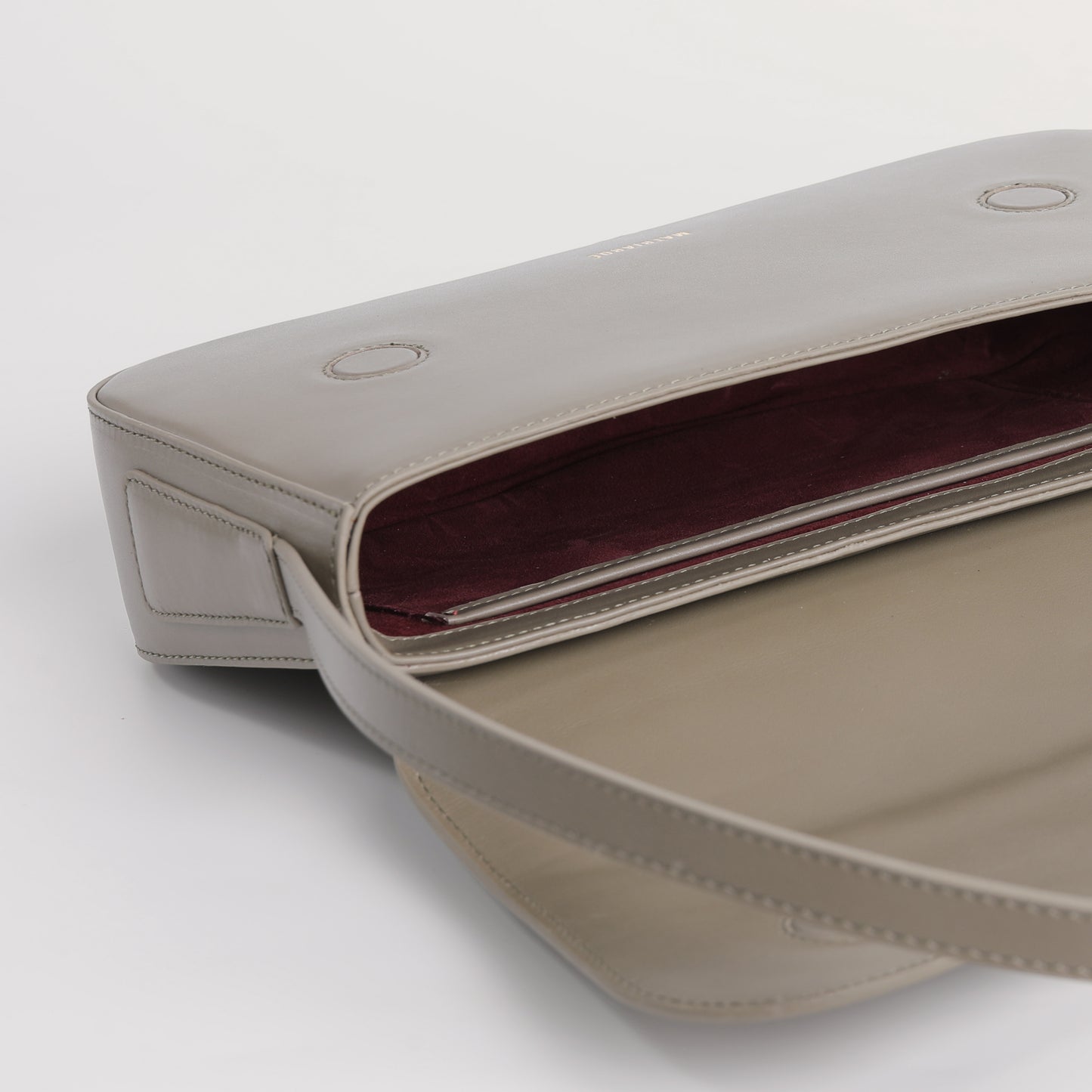 Otto Baguette Bag in Leather - Olive