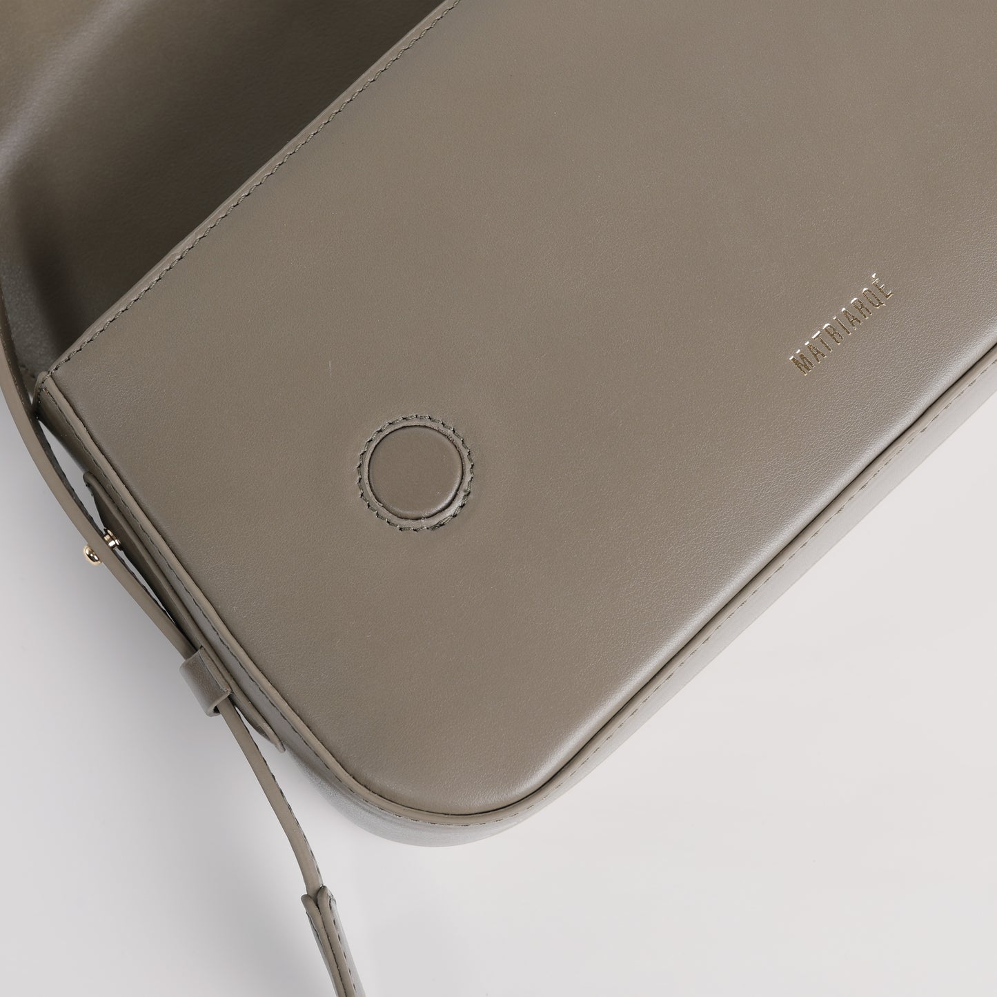 Otto Baguette Bag in Leather - Olive