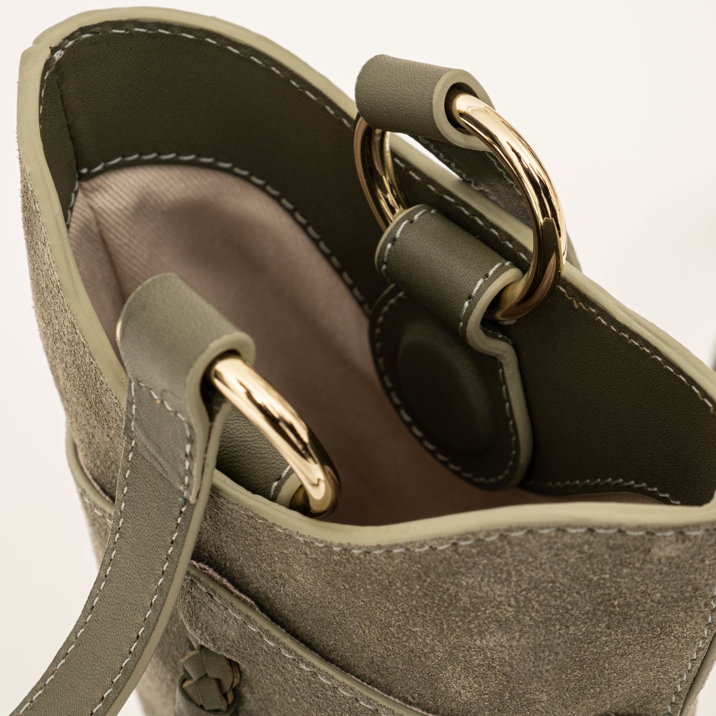 Eos Crossbody Bag in Suede - Olive MATRIARQE